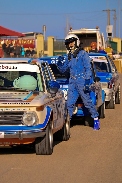 他以其卓越 他以其卓越